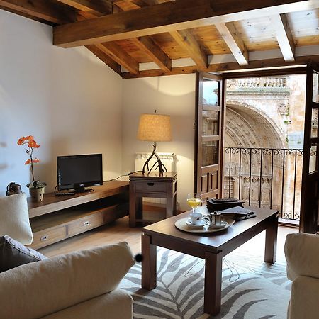 El Balcon De La Catedral Apartment El Burgo De Osma Room photo